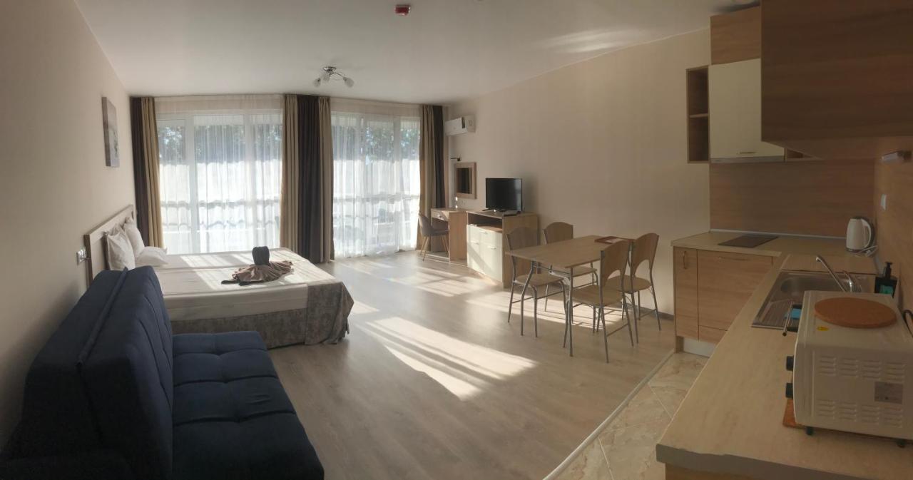 Apart Allure Dobi Aparthotel Primorsko Exterior foto