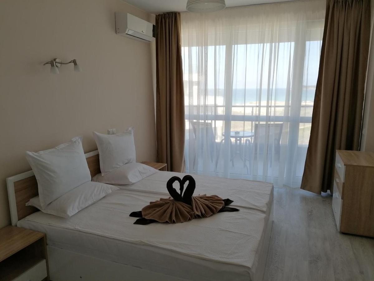 Apart Allure Dobi Aparthotel Primorsko Exterior foto
